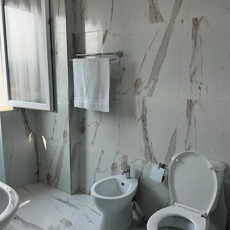L&r Nest Apartment *