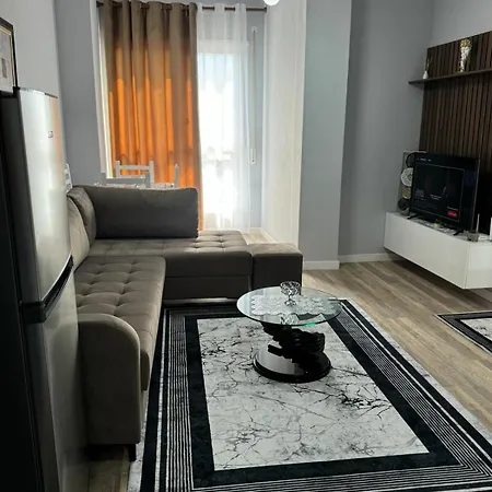 L&r Nest Tirana